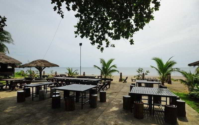 Alongkot Beach Resort Khanom Extérieur photo
